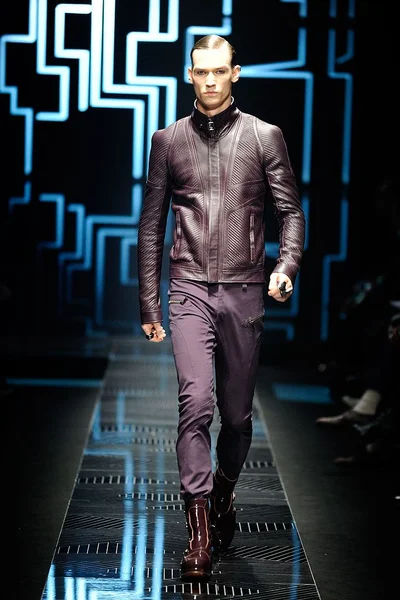 Look 35